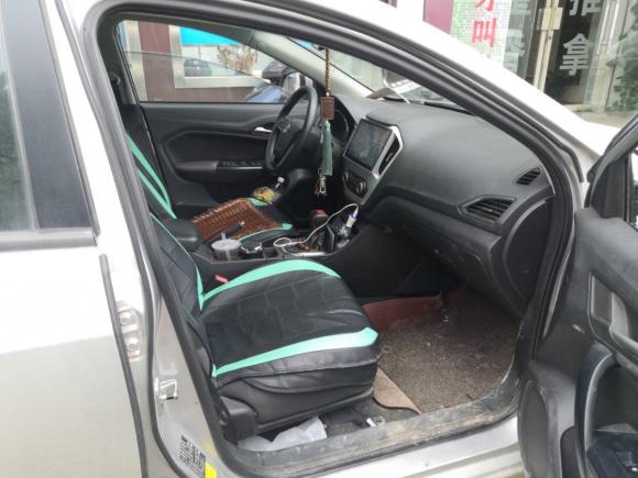 [西安·陕A] 二手MG锐行2015款 1.5T 自动风尚版