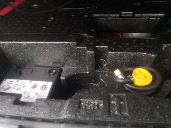 [佛山·粤A] 二手荣威荣威RX5新能源2017款 eRX5 50T 混动互联尊贵旗舰版