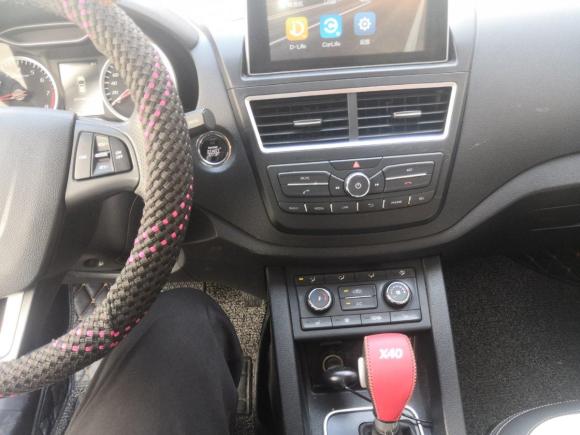 [常州·苏D] 二手奔腾奔腾X402017款 1.6L 自动尊贵型