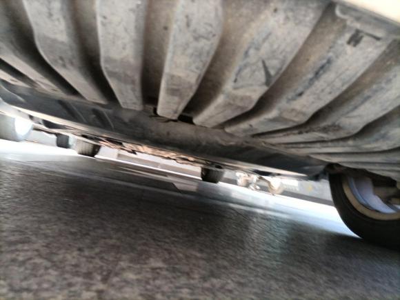 [南京·苏A] 二手奔驰奔驰C级2015款 改款 C 200 L 运动型