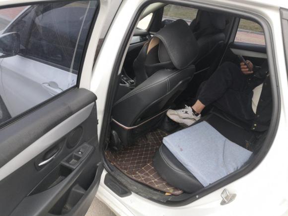 [青岛·鲁B] 二手宝马宝马2系旅行车2016款 218i 领先型