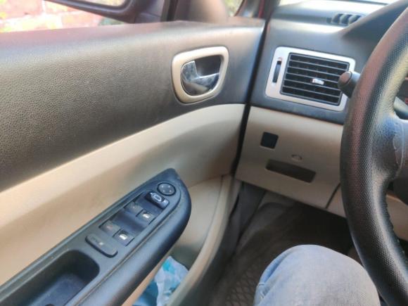 [深圳·豫C] 二手标致标致3072010款 两厢 1.6L 自动舒适版