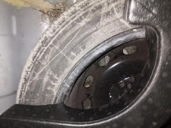 [上海·贵E] 二手比亚迪比亚迪M62013款 2.4L 手动舒适型