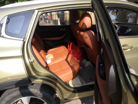 [南昌·赣A] 二手奇瑞瑞虎72016款 2.0L CVT耀目版