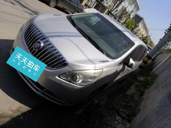 别克别克GL82013款 3.0L XT豪华商务旗舰版「上海二手车」「天天拍车」