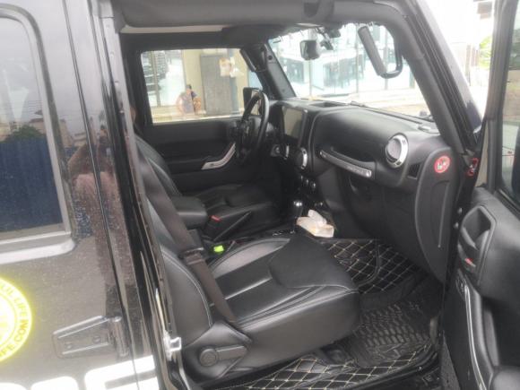 [佛山·粤E] 二手Jeep牧马人2017款 3.0L Sahara 四门舒享版