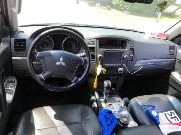 [无锡·苏B] 二手三菱帕杰罗2011款 3.0L 精英版