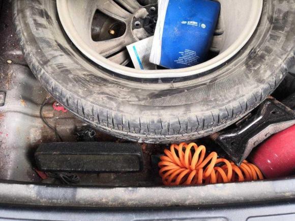 [台州·浙J] 二手现代北京现代ix352010款 2.4L 自动两驱尊贵版GLS