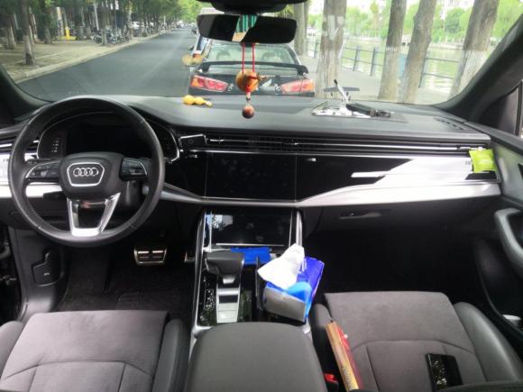 [上海·沪A] 二手奥迪奥迪Q82019款 55 TFSI 臻选动感型