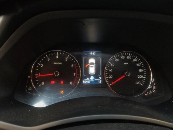 [嘉兴·浙F] 二手一汽森雅R72016款 1.6L 手动智能型