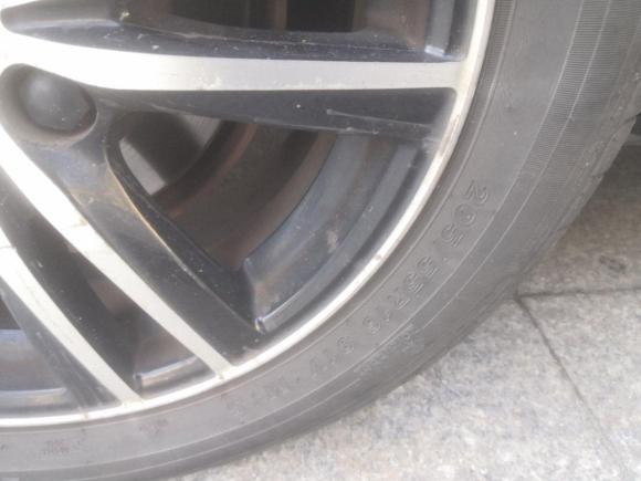 [苏州·苏E] 二手比亚迪速锐2015款 1.5L 手动豪华型