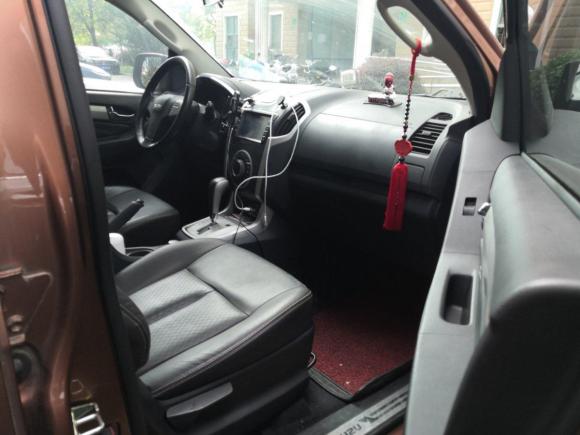 [上海·沪A] 二手五十铃五十铃mu-X2015款 3.0T 四驱自动尊享型 7座