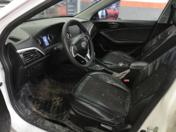 [深圳·粤S] 二手东南V5菱致2015款 plus 1.5L CVT智尊型