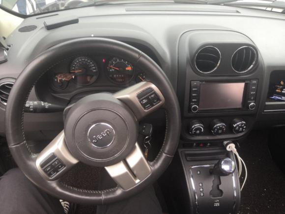 [宁波·浙B] 二手Jeep自由客2014款 2.4L 运动版