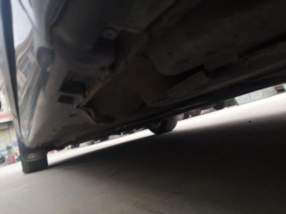 [济南·鲁A] 二手奥迪奥迪A62004款 2.4L 豪华舒适型