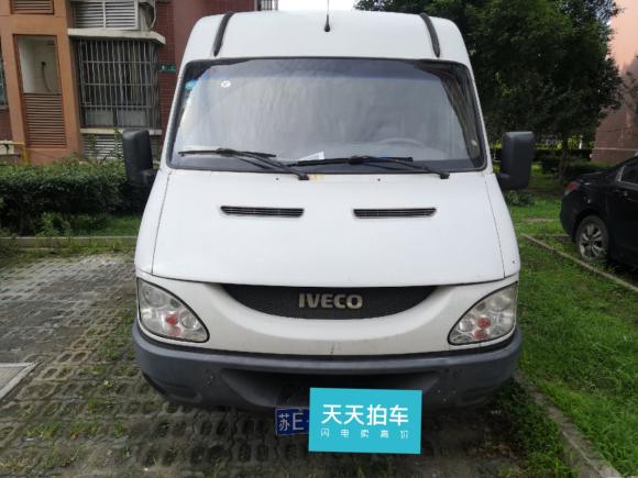 [苏州·苏E] 二手依维柯都灵2009款 2.5T-A32基本型