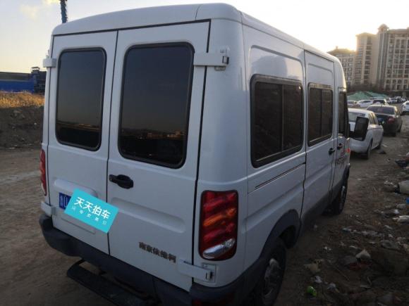 [青岛·鲁U] 二手依维柯都灵2009款 2.5T-A32基本型