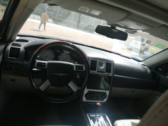 [青岛·鲁B] 二手克莱斯勒克莱斯勒300C2006款 2.7L 豪华版