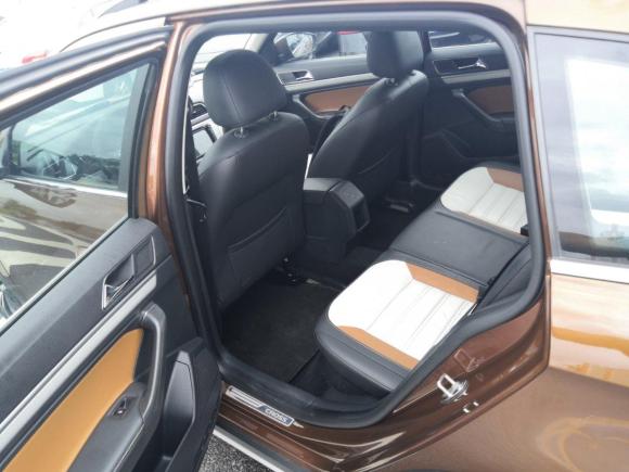 [深圳·粤B] 二手大众朗境2016款 230TSI DSG豪华版