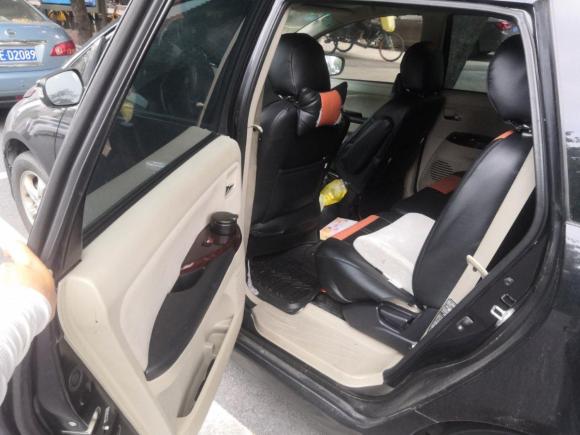 [佛山·粤A] 二手三菱格蓝迪2007款 2.4 七座舒适版