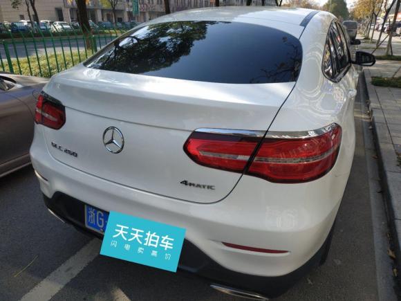 [义乌·浙G] 二手奔驰奔驰GLC2019款 GLC 260 4MATIC 轿跑SUV