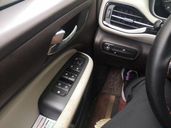 [青岛·鲁B] 二手广汽传祺传祺GM62019款 270T 自动豪华版（七座）国V