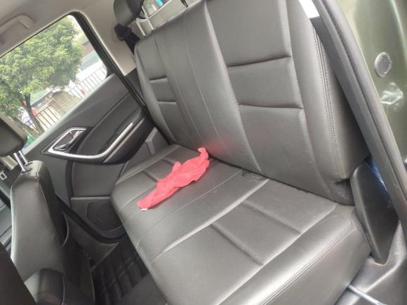 [成都·川A] 二手江铃域虎52018款 2.4T经典版柴油手动四驱豪华型长轴JX4D24A5L