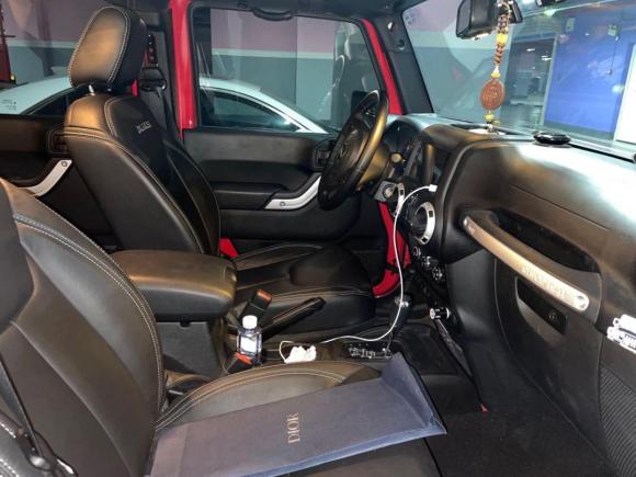 [佛山·鄂A] 二手Jeep牧马人2017款 3.0L Sahara 四门舒享版