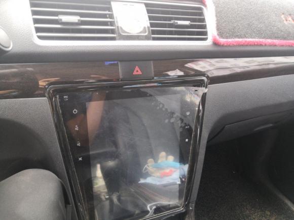 [青岛·鲁B] 二手东风风光东风风光3702016款 1.5L 手动智能型 7座