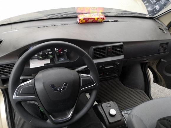 [上海·沪A] 二手五菱汽车五菱荣光EV2020款 客车版基本型7座300KM