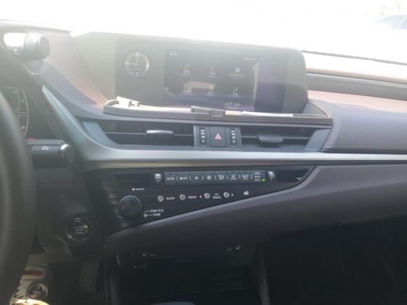 [南京·苏A] 二手雷克萨斯雷克萨斯ES2020款 200 卓越版