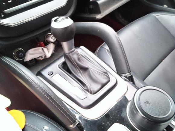 [上海·黑D] 二手众泰众泰SR72016款 1.5T CVT魔方之路版 