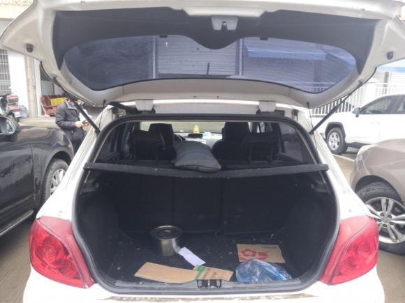 [宁波·鄂F] 二手标致标致3072012款 两厢 1.6L 手动舒适版