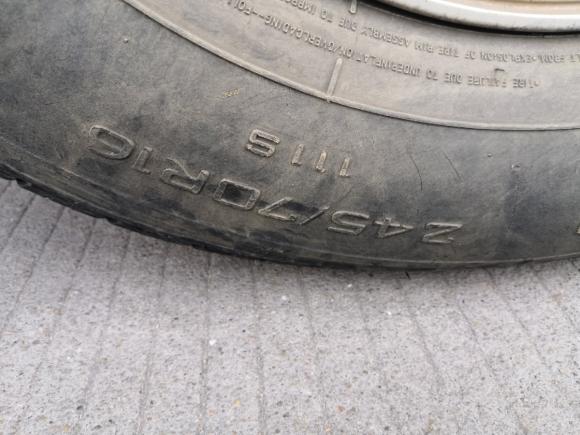 [深圳·粤B] 二手五十铃瑞迈2016款 2.8T两驱豪华款JE493ZLQ4CA