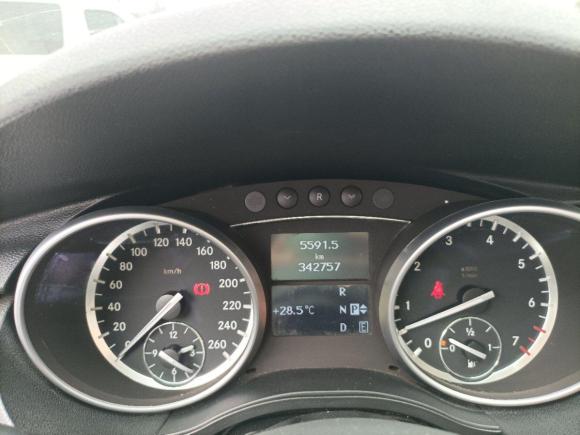 [义乌·浙G] 二手奔驰奔驰R级2015款 R 320 4MATIC 豪华型