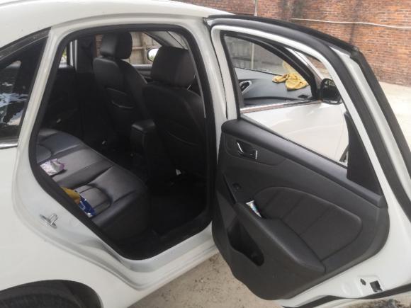 [佛山·粤Y] 二手奇瑞艾瑞泽72015款 1.5T 手动致享版