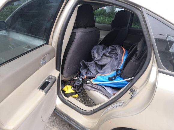 [济南·鲁A] 二手沃尔沃沃尔沃S402007款 2.4i 智雅版