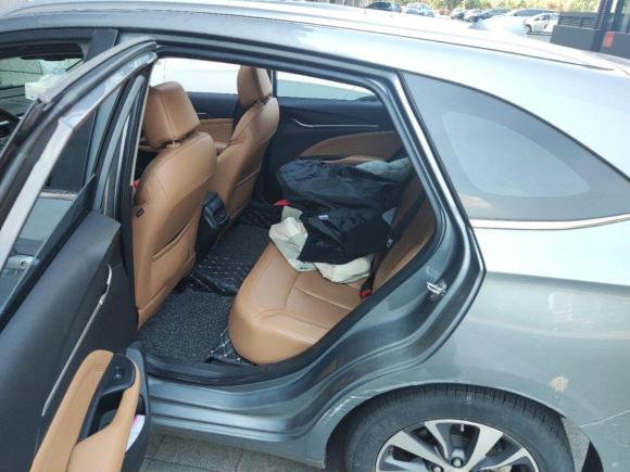 [苏州·苏E] 二手别克阅朗2018款 18T 自动旗舰型