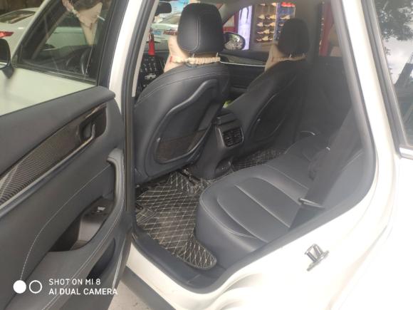 [广州·湘L] 二手中华中华V72018款 280T DCT旗舰型 5座