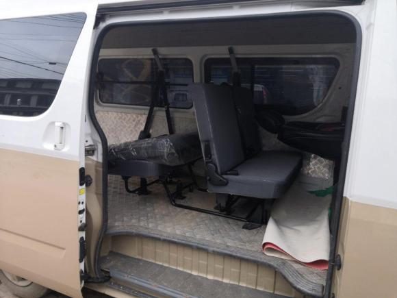 长沙福田风景g72017款20l短轴商运版厢货高顶6座4q20m