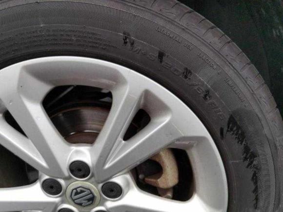 [无锡·苏B] 二手MG锐行2016款 1.5L 自动超值豪华版