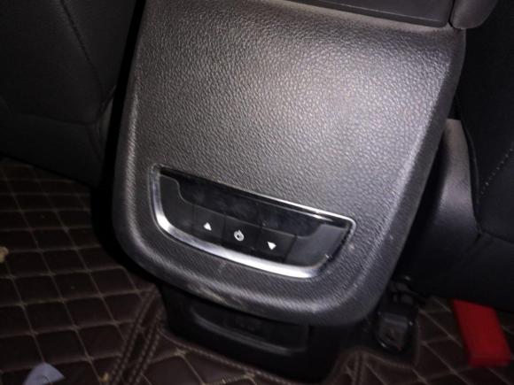 [上海·苏F] 二手江淮瑞风R32018款 1.6L 手动豪华型