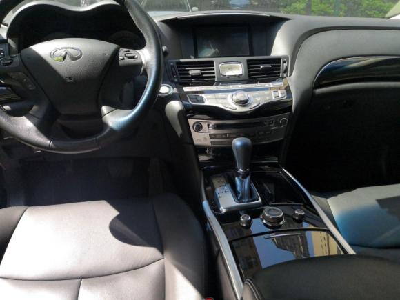 [武汉·鄂A] 二手英菲尼迪英菲尼迪Q702017款 Q70L 2.5L 精英版