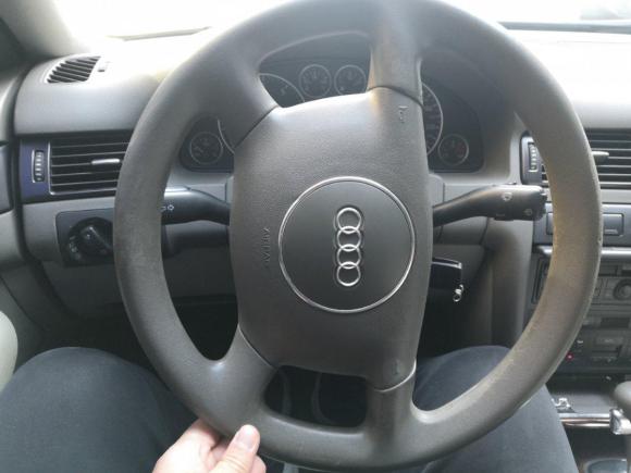 [南通·苏F] 二手奥迪奥迪A62004款 2.4L 自动基本型