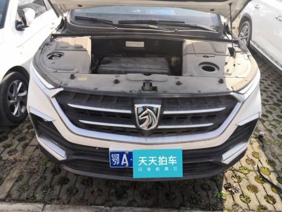 [武汉·鄂A] 二手宝骏宝骏5302018款 1.5T 手动尊贵型 国V