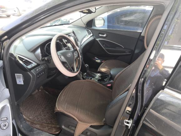 [济南·鲁A] 二手现代格锐2013款 3.0L 7座四驱旗舰版