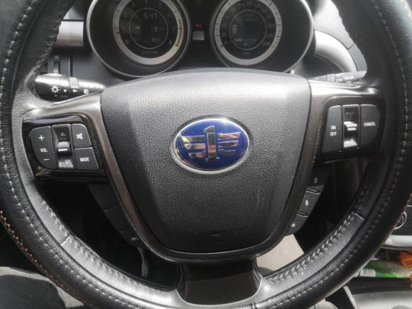 [金华·浙G] 二手奔腾奔腾X802015款 2.0L 自动舒适型