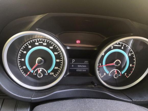 [武汉·鄂A] 二手陆风陆风X52015款 1.5T CVT创享版