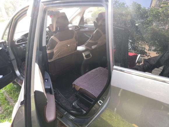 [南昌·赣A] 二手别克别克GL62018款 18T 6座豪华型