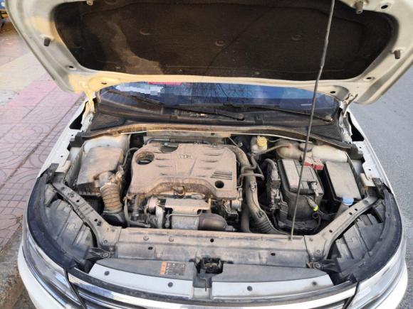 [青岛·鲁Q] 二手荣威荣威i62017款 20T 自动旗舰版